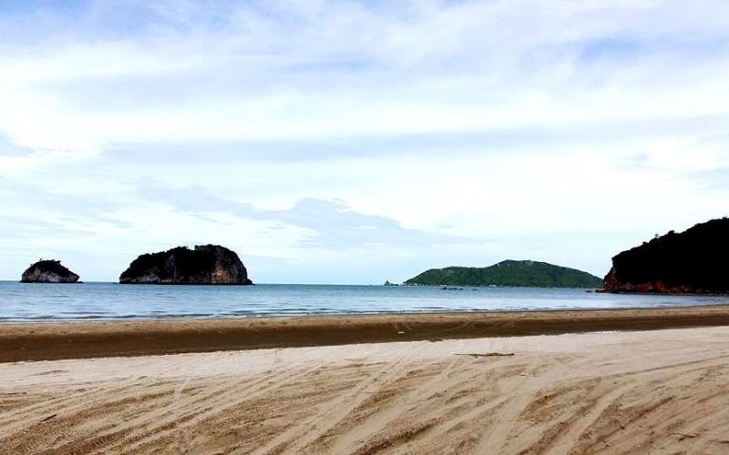 หาดสามร้อยยอด4