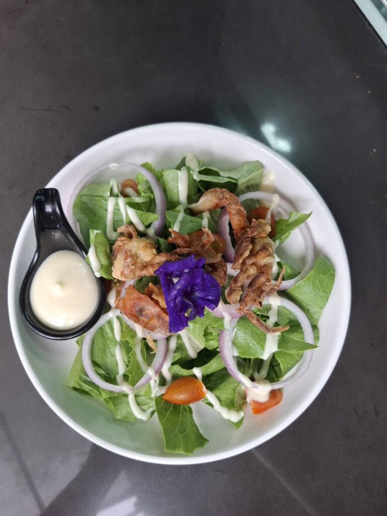 The Most Beautiful Hidden Bistro in Sam Roi Yot! Munesh Restaurant & Bistro munesh restaurant & bistro4